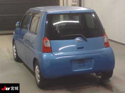 Daihatsu Esse