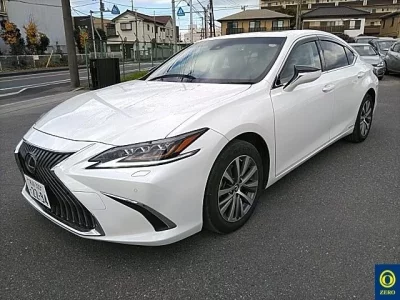 Lexus ES  с аукциона в Японии
