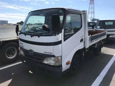 Hino DUTRO  с аукциона в Японии