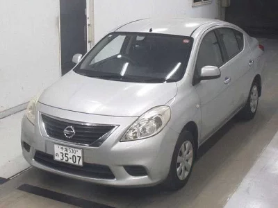 Nissan TIIDA LATIO