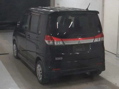 Mitsubishi DELICA D2