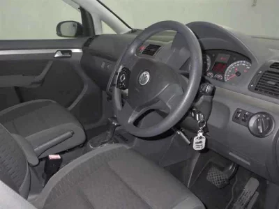 Volkswagen GOLF TOURAN