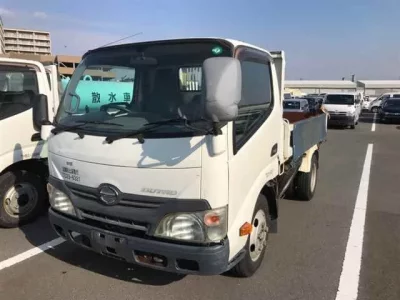Hino DUTRO  с аукциона в Японии