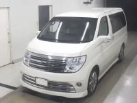 Nissan ELGRAND лот № 3019 оценка 4  с аукциона в Японии 3