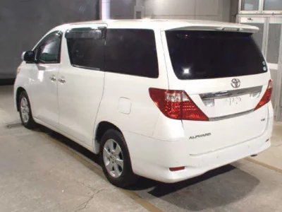 Toyota ALPHARD  с аукциона в Японии