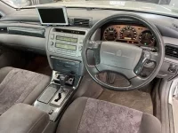 Toyota CROWN лот № 2413 оценка 3  с аукциона в Японии 4