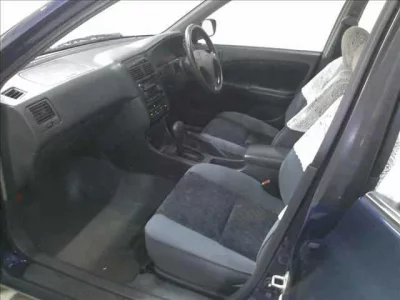 Toyota CARINA  с аукциона в Японии