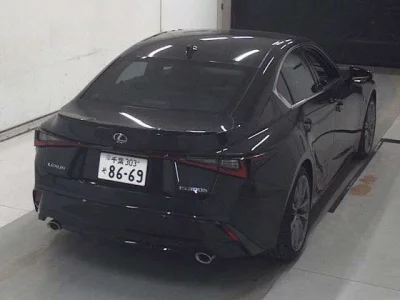 Lexus IS
