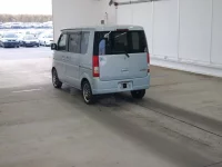 Suzuki EVERY WAGON лот № 2555 оценка RA  с аукциона в Японии 1