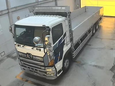 Hino TRUCK
