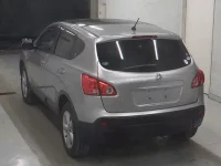 Nissan DUALIS лот № 5672 оценка 3.5  с аукциона в Японии 1