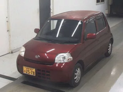 Daihatsu Esse