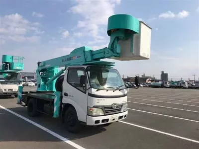 Hino DUTRO  с аукциона в Японии