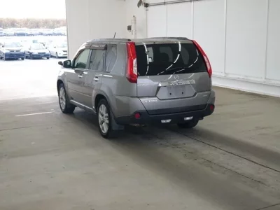Nissan X-TRAIL  с аукциона в Японии