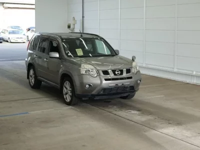Nissan X-TRAIL  с аукциона в Японии