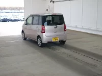 Subaru LUCRA лот № 2579 оценка 3.5  с аукциона в Японии 1