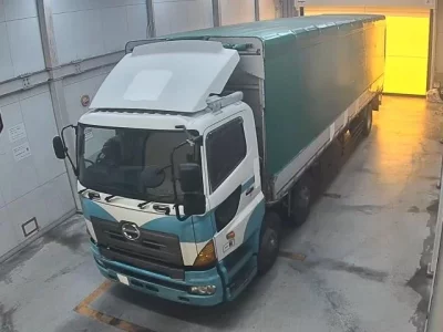 Hino TRUCK