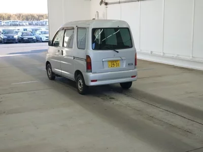 Daihatsu HIJET VAN  с аукциона в Японии
