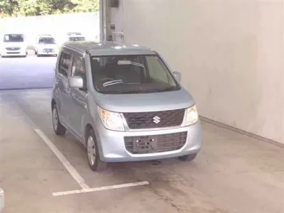 Suzuki WAGON R  с аукциона в Японии