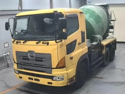 Hino TRUCK