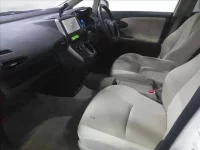 Toyota WISH лот № 2091 оценка 3.5  с аукциона в Японии 2