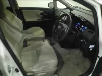 Toyota WISH лот № 2091 оценка 3.5  с аукциона в Японии 3