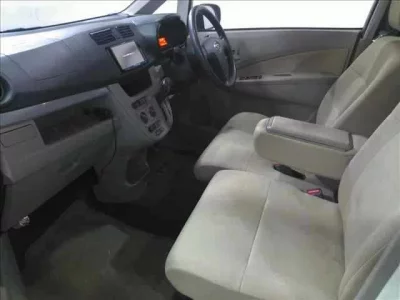 Daihatsu MOVE  с аукциона в Японии