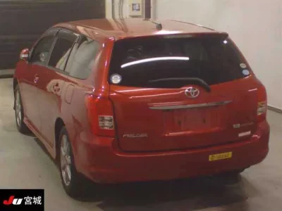 Toyota COROLLA FIELDER  с аукциона в Японии