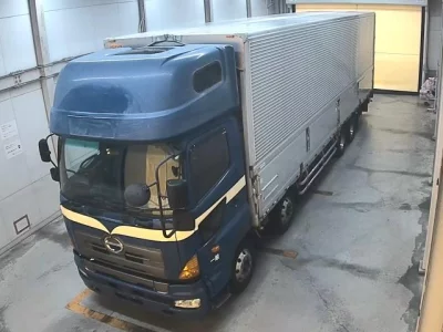 Hino TRUCK