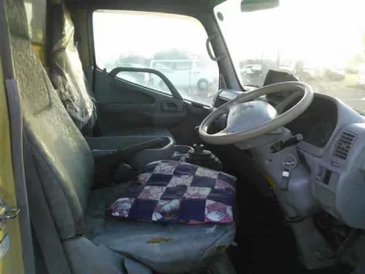 Hino DUTRO  с аукциона в Японии