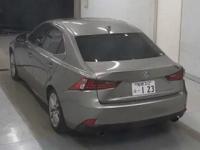 Lexus IS  с аукциона в Японии