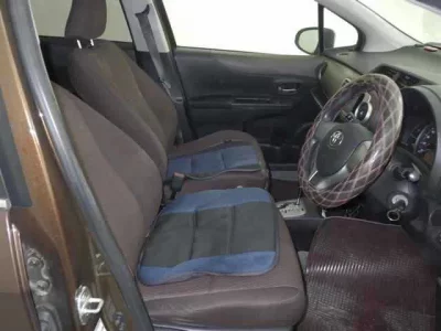 Toyota VITZ  с аукциона в Японии