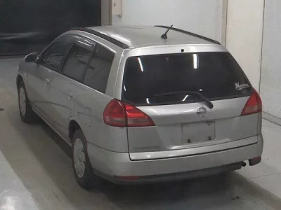 Nissan WINGROAD  с аукциона в Японии