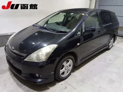 Toyota WISH  с аукциона в Японии