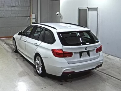 BMW 3-Series  с аукциона в Японии