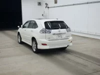 Toyota HARRIER лот № 2791 оценка 4  с аукциона в Японии 1