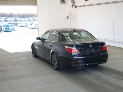 BMW 5-Series  с аукциона в Японии