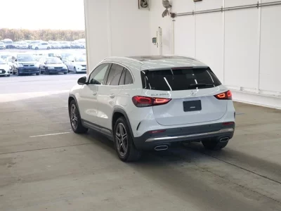 Mercedes-Benz GLA CLASS