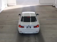 BMW 3-Series лот № 5034 оценка 4  с аукциона в Японии 2