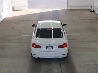 BMW 3-Series  с аукциона в Японии