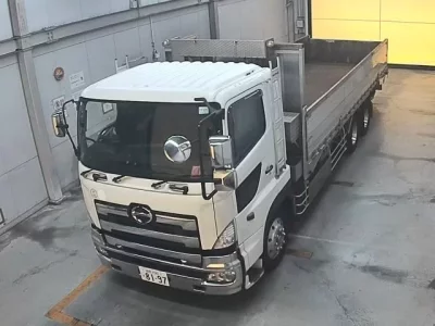 Hino TRUCK
