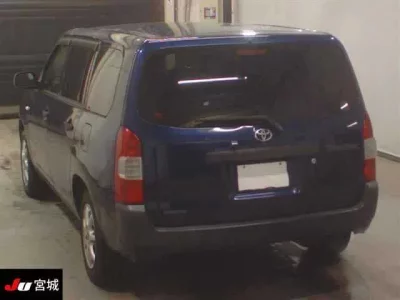 Toyota PROBOX  с аукциона в Японии