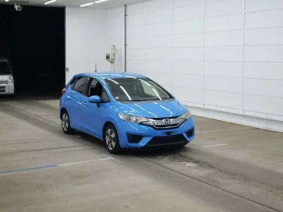 Honda FIT  с аукциона в Японии