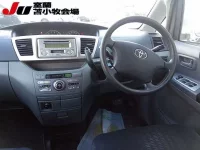 Toyota VOXY лот № 5026 оценка R  с аукциона в Японии 2