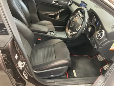 Mercedes-Benz CLA CLASS
