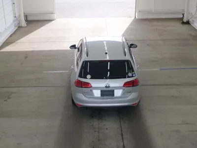 Volkswagen GOLF VARIANT  с аукциона в Японии