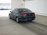 Volkswagen PASSAT лот № 5063 оценка 4  с аукциона в Японии 1