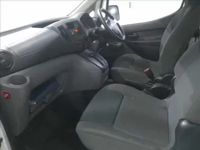 Nissan NV200  с аукциона в Японии