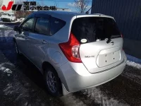 Nissan NOTE лот № 5071 оценка R  с аукциона в Японии 1