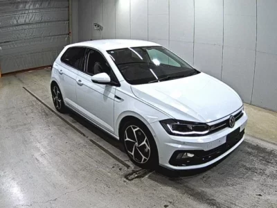 Volkswagen POLO  с аукциона в Японии